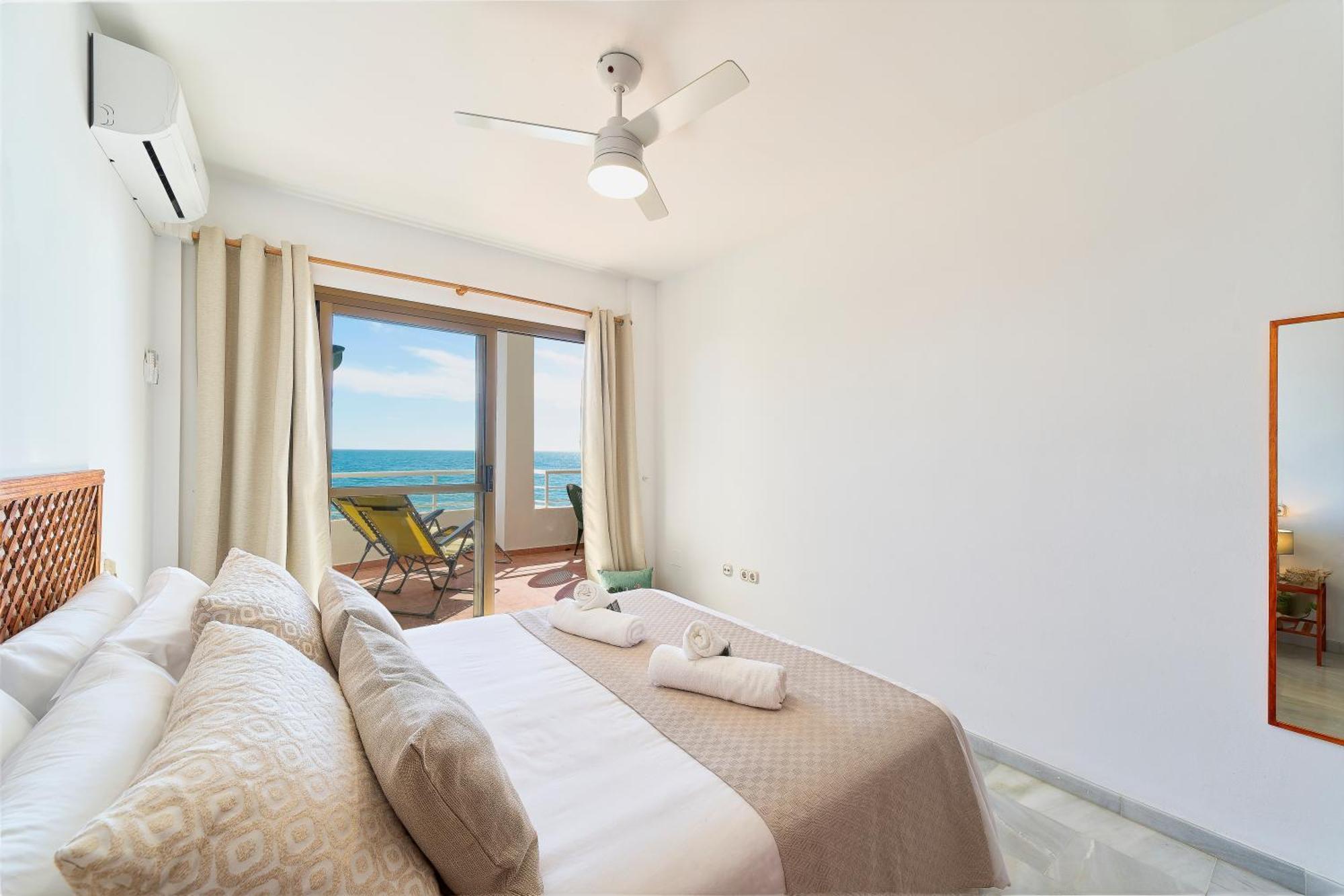 Rose I Vistas And Direct Access To The Sea Mijas Costa