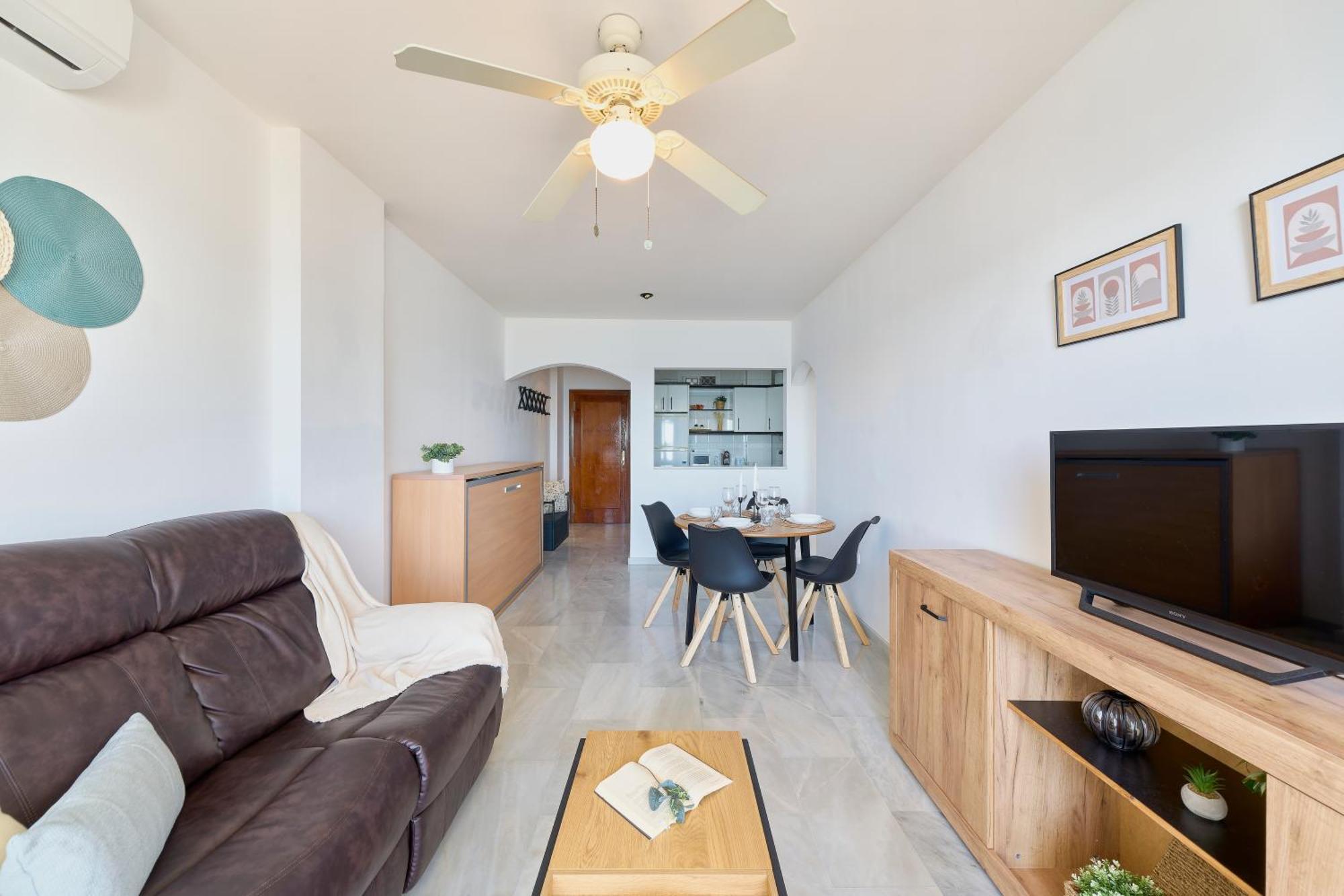 Apartment Rose I Vistas And Direct Access To The Sea Mijas Costa *